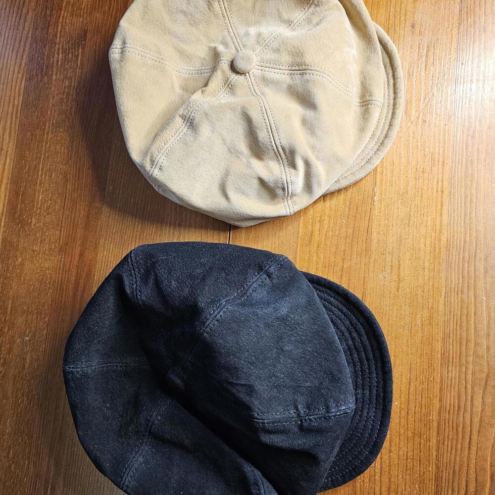 Vintage Style Suede Newsboy Caps - Beige and Black